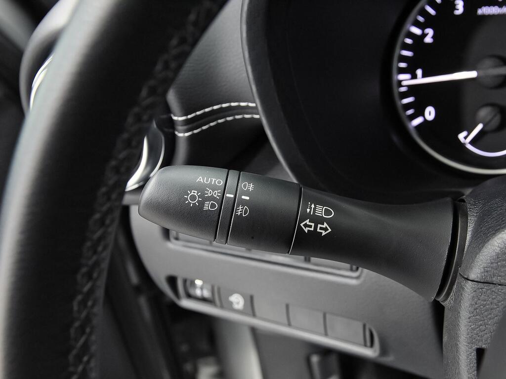 Nissan Juke DIG-T 84 kW (114 CV) 6M/T N-Connecta 12