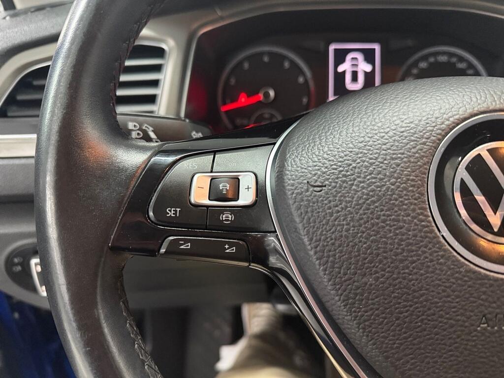 Volkswagen T-Roc R-Line 1.5 TSI 110kW (150CV) 9