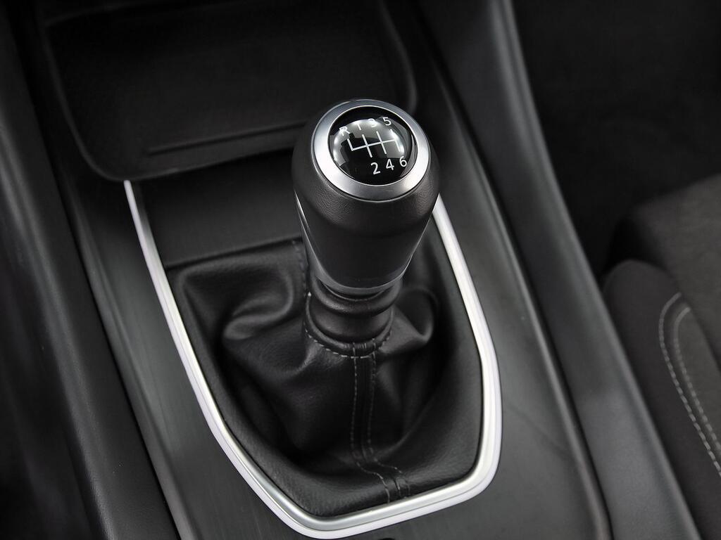 Nissan Qashqai DIG-T 103kW N-Connecta 30