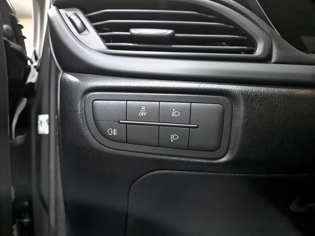 Fiat Tipo City Cross 1.5 Hybrid 97kW (130CV) DCT 12