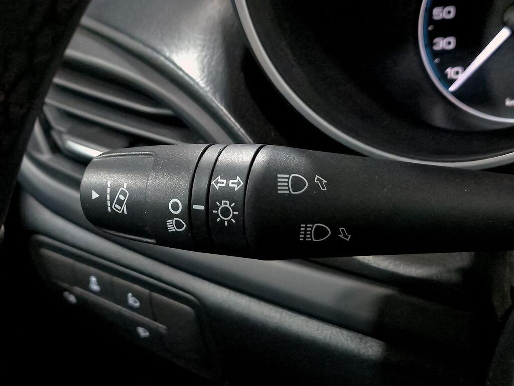 Fiat Tipo City Cross 1.5 Hybrid 97kW (130CV) DCT 14