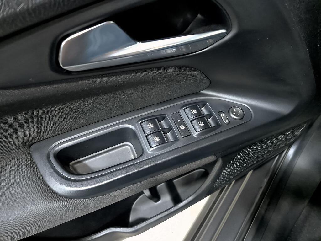 Fiat Tipo City Cross 1.5 Hybrid 97kW (130CV) DCT 11