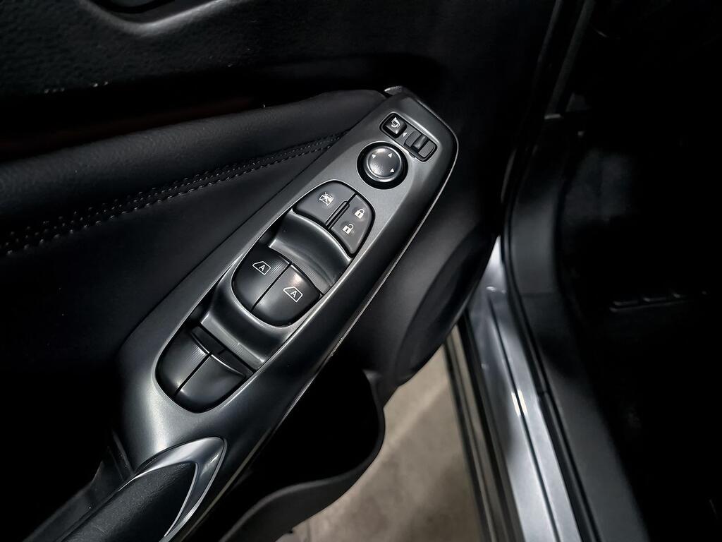 Nissan Juke DIG-T 84 kW (114 CV) 6M/T N-Connecta 13