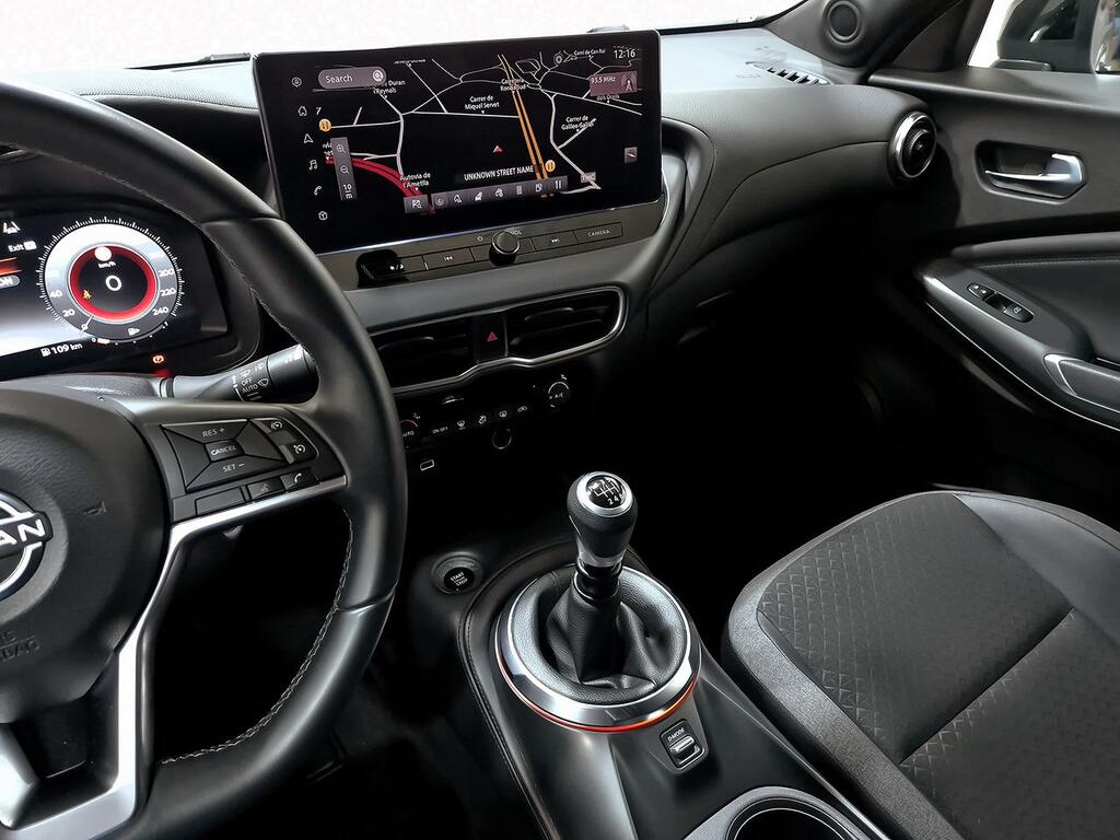 Nissan Juke DIG-T 84 kW (114 CV) 6M/T N-Connecta 29