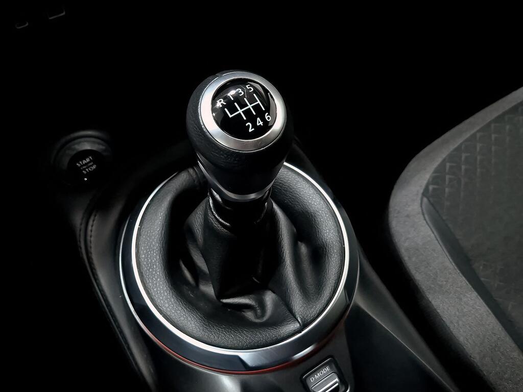 Nissan Juke DIG-T 84 kW (114 CV) 6M/T N-Connecta 27