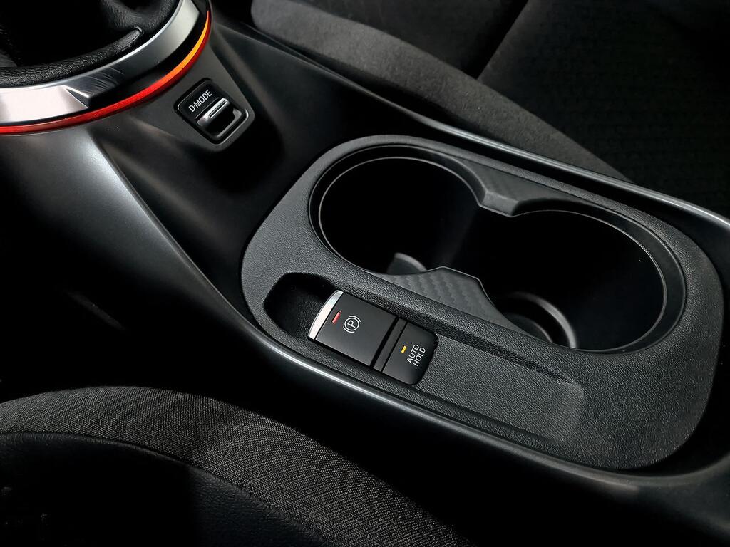 Nissan Juke DIG-T 84 kW (114 CV) 6M/T N-Connecta 31