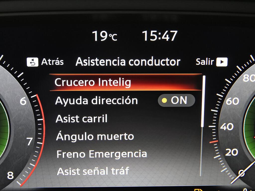 Nissan Qashqai DIG-T 103kW N-Connecta 28