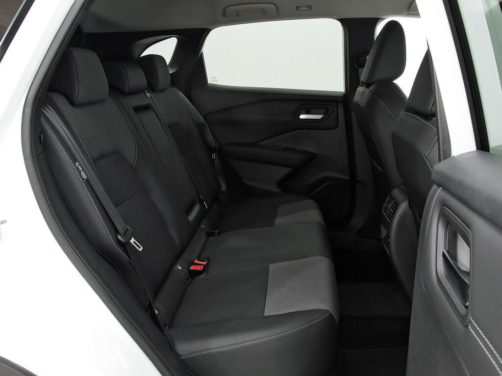 Nissan Qashqai DIG-T 103kW N-Connecta 11