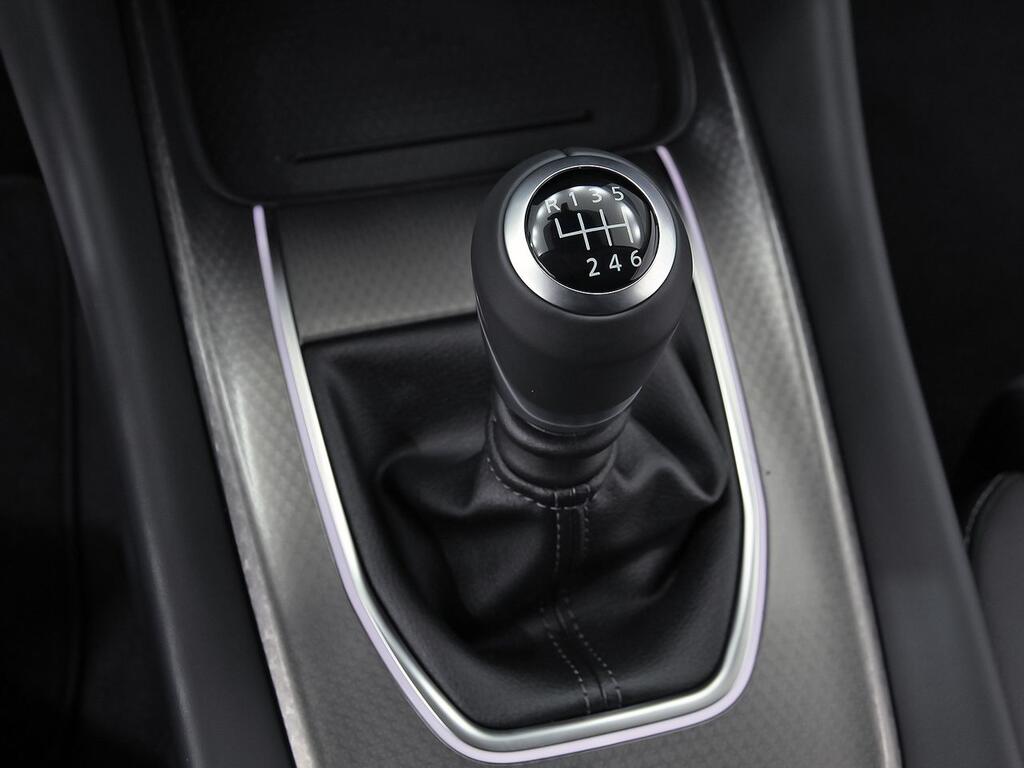 Nissan Qashqai DIG-T 103kW N-Connecta 32