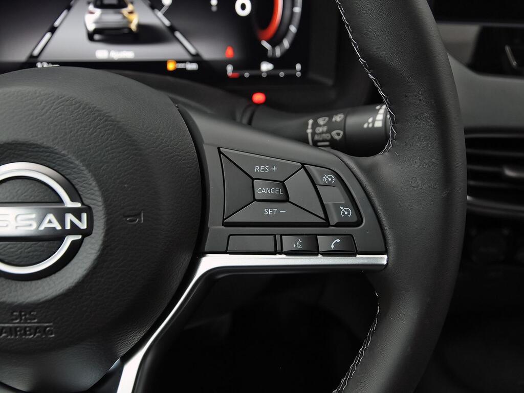 Nissan Juke DIG-T 84 kW (114 CV) 6M/T N-Connecta 18