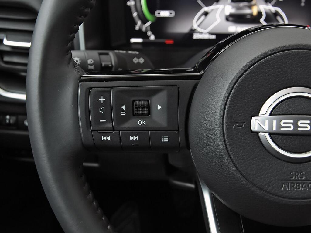 Nissan Qashqai DIG-T 103kW N-Connecta 17