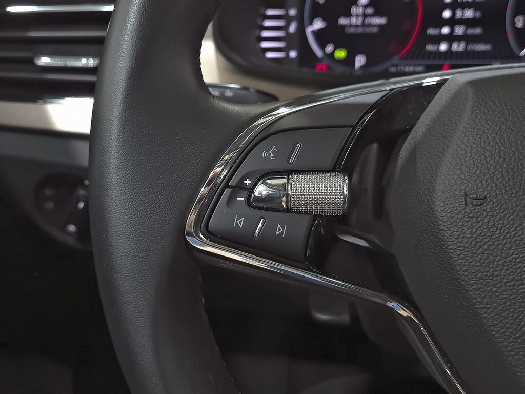 Skoda Scala 1.0 TSI 81KW (115CV) DSG Style 14