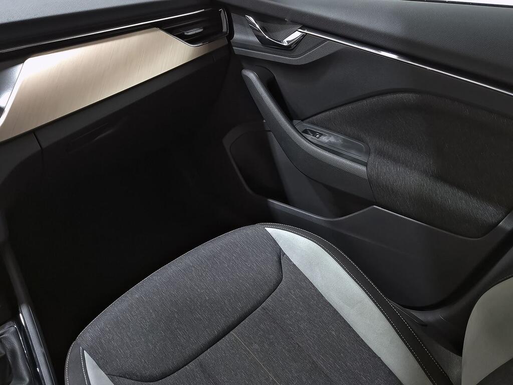 Skoda Scala 1.0 TSI 81KW (115CV) DSG Style 28