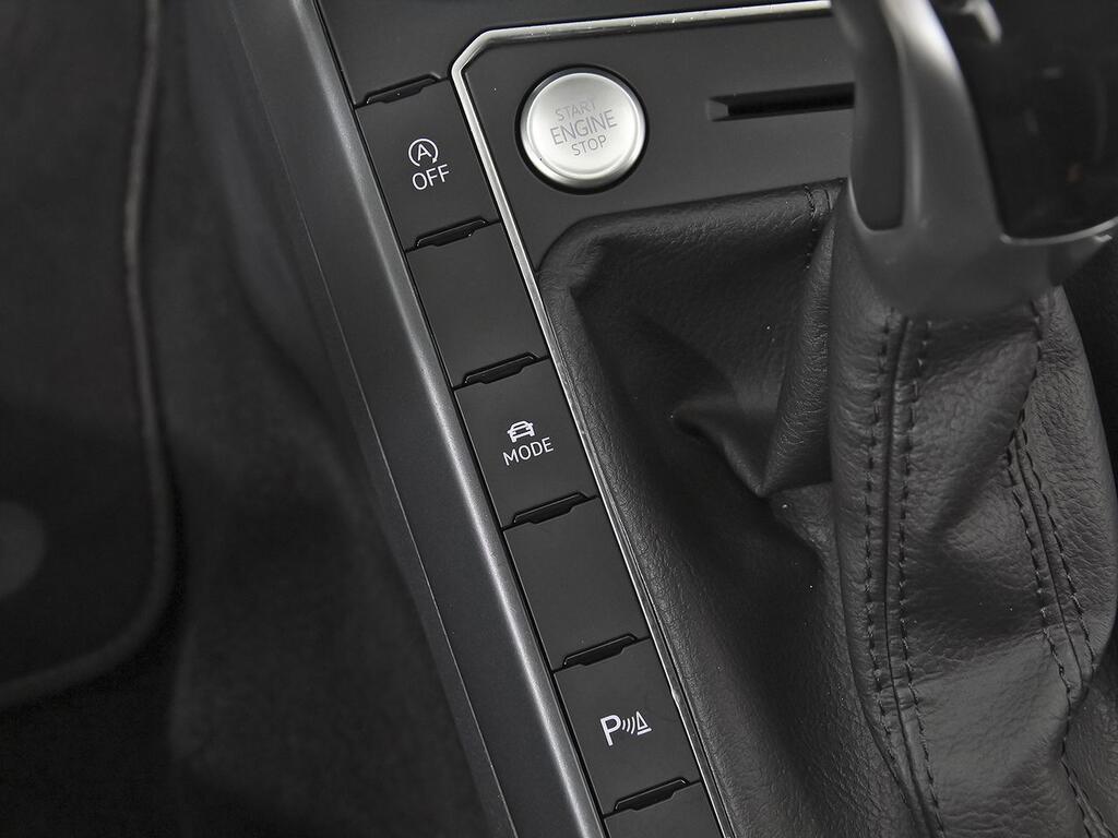 Volkswagen Taigo R-Line 1.0 TSI 81kW (110CV) DSG 29