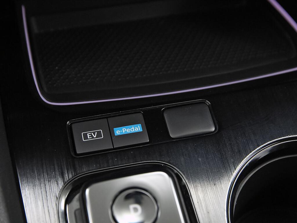 Nissan X-Trail 5pl 1.5 e-4ORCE 158kW 4x4 A/T N-Connecta 29