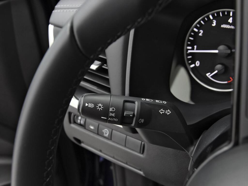 Nissan Qashqai DIG-T 103kW (140CV) mHEV 4x2 Acenta 14