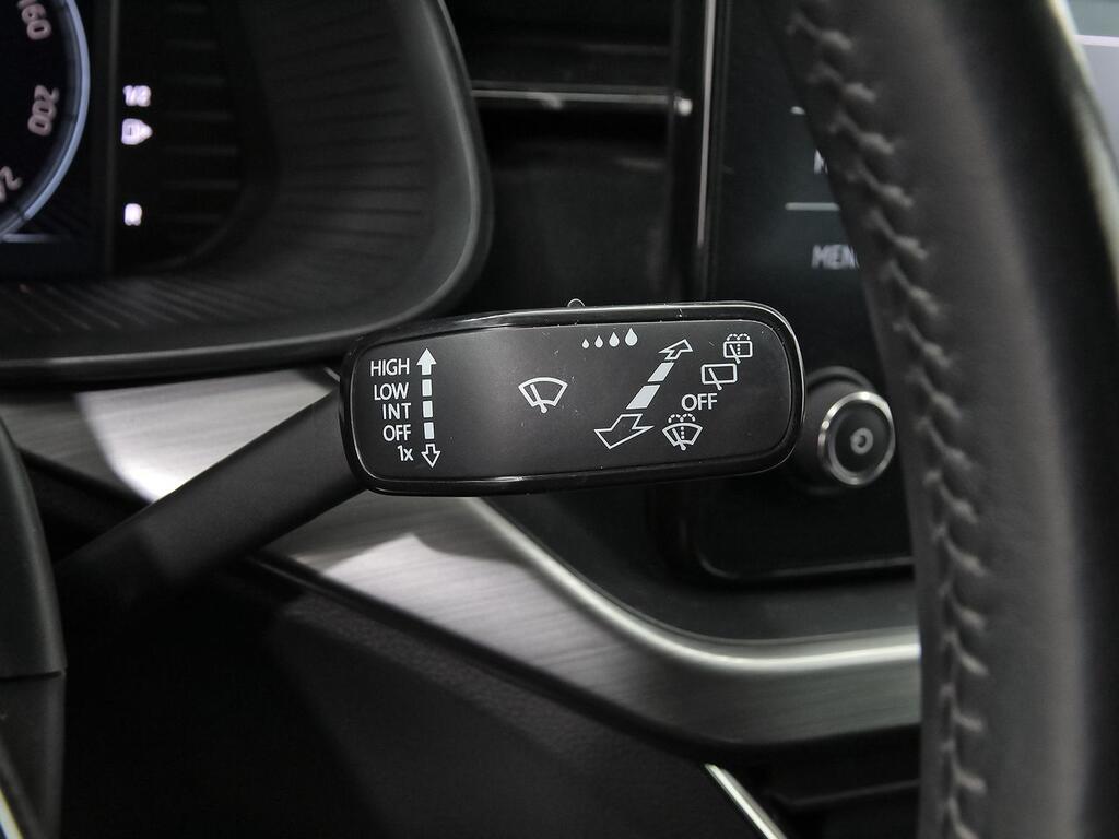 Skoda Kamiq 1.0 TSI 81kW (110CV) SCOUT 17