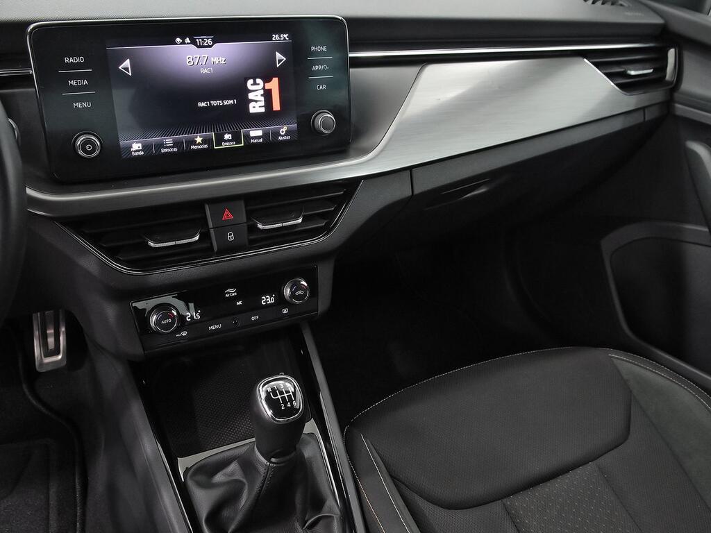 Skoda Kamiq 1.0 TSI 81kW (110CV) SCOUT 12