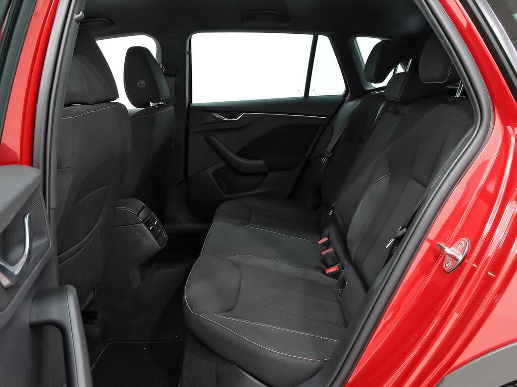 Skoda Kamiq 1.0 TSI 81kW (110CV) SCOUT 9