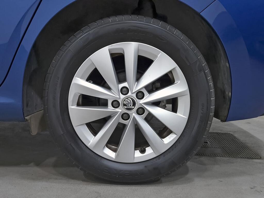 Skoda Scala 1.0 TSI 81KW (110 CV) Ambition 8