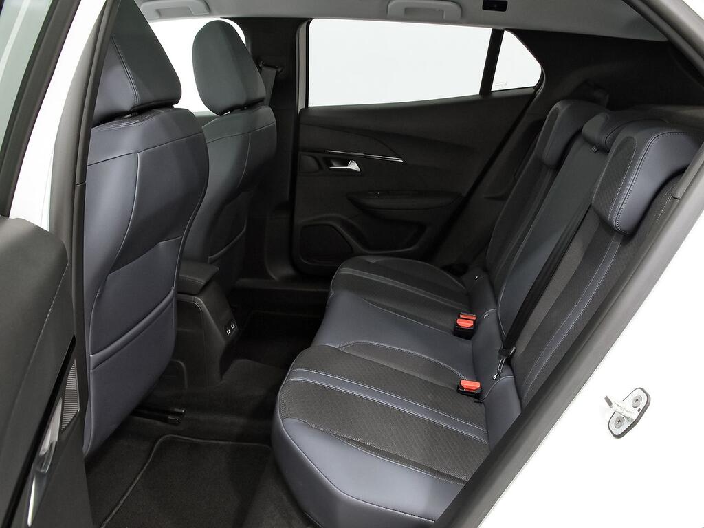 Peugeot 2008 Allure Puretech 100 S&S BVM6 9