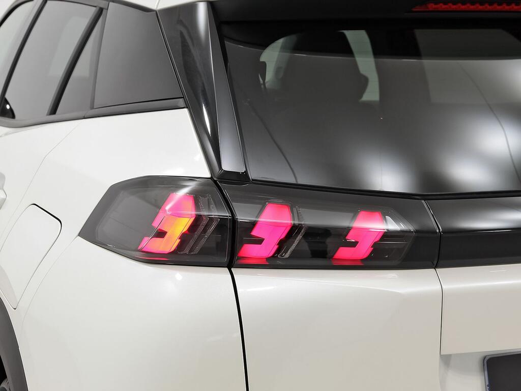 Peugeot 2008 Allure Puretech 100 S&S BVM6 34