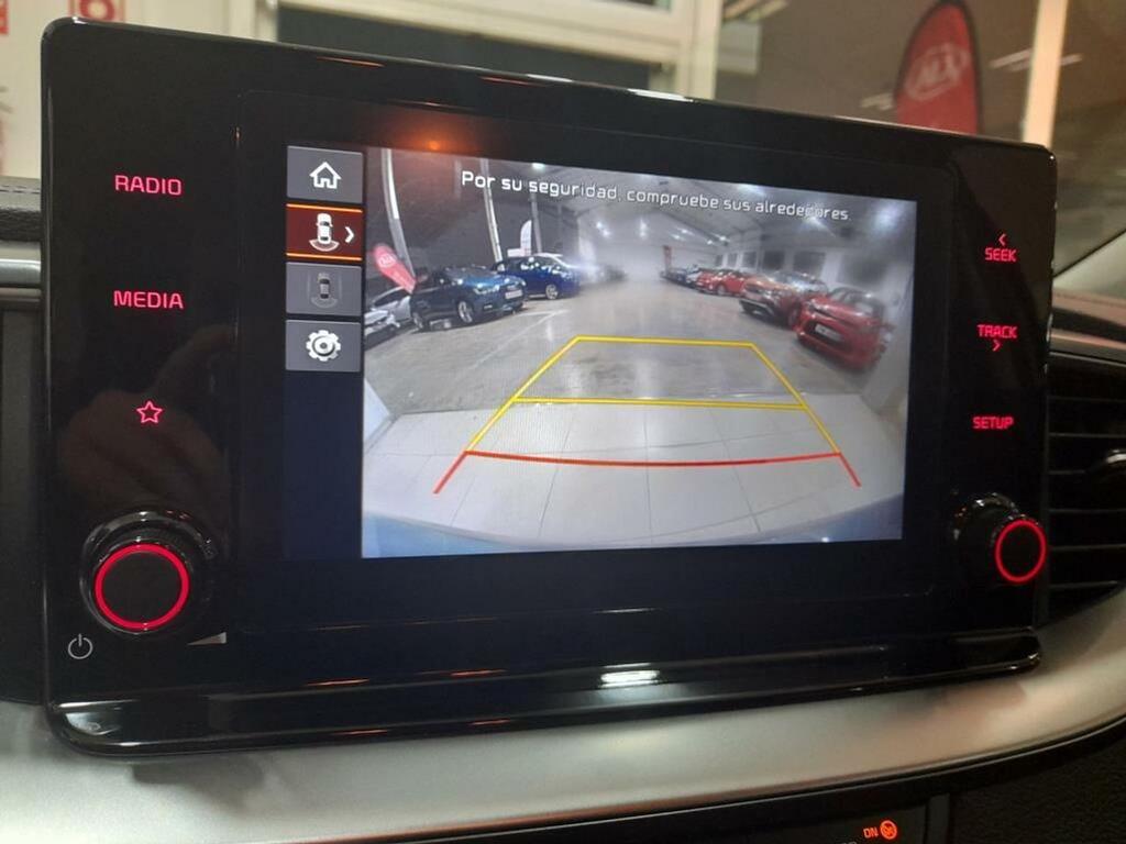 Kia Ceed 1.0 T-GDi 88kW (120CV) Drive 21