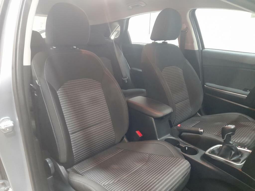 Kia Ceed 1.0 T-GDi 88kW (120CV) Drive 9