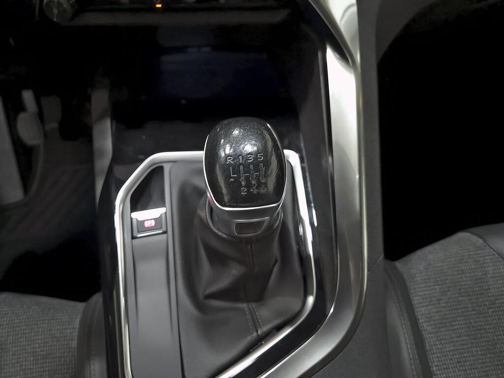 Peugeot 5008 1.5 BlueHDi 96kW (130CV) S&S Allure 27