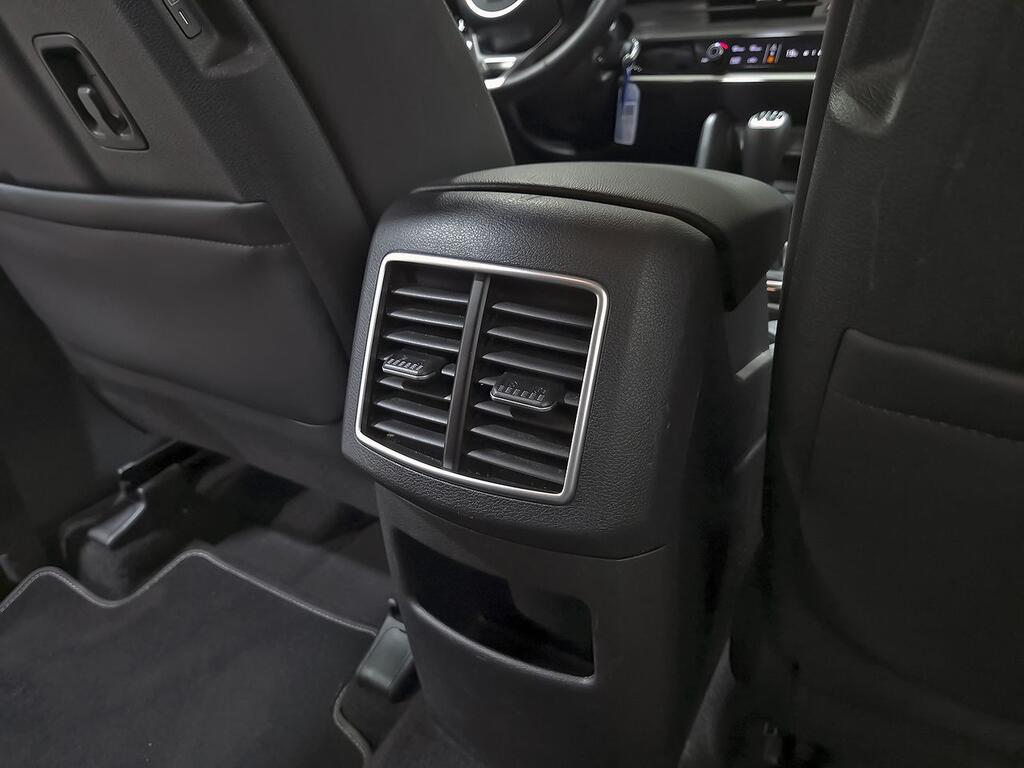 Kia Sportage 1.6 T-GDi MHEV 118kW (160CV) Drive 17″ 40