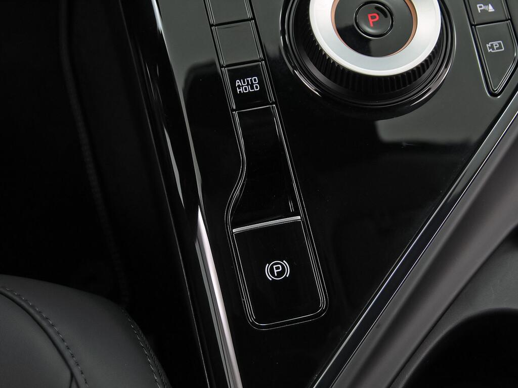 Kia Niro 1.6 GDi HEV 95kW (129CV) Drive 32