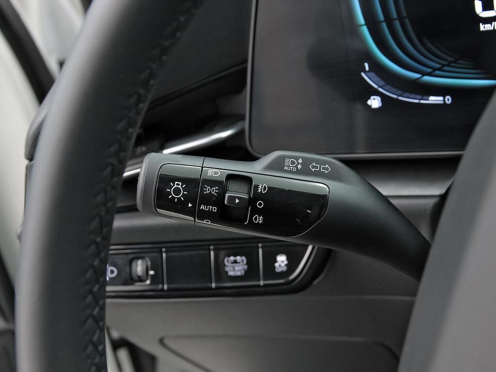 Kia Niro 1.6 GDi HEV 95kW (129CV) Drive 15