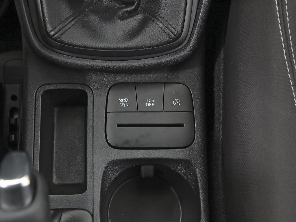 Ford Fiesta 1.1 IT-VCT 55kW (75CV) Trend 5p 27