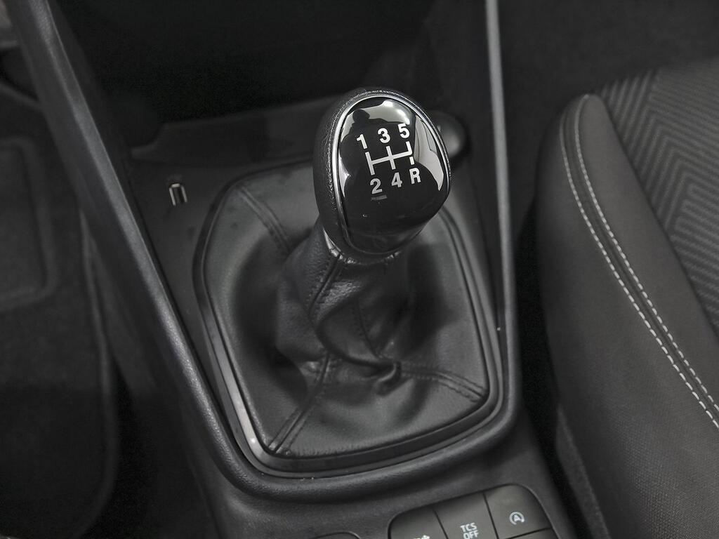 Ford Fiesta 1.1 IT-VCT 55kW (75CV) Trend 5p 28