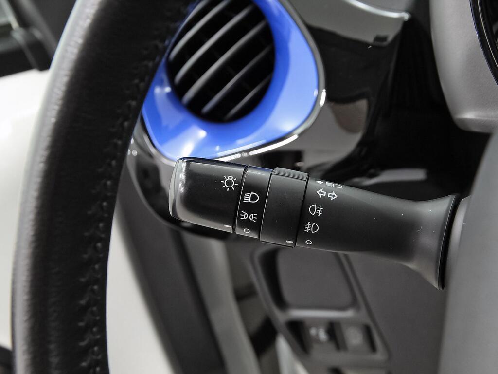 Peugeot 108 Active VTi 52kW (72CV) 16