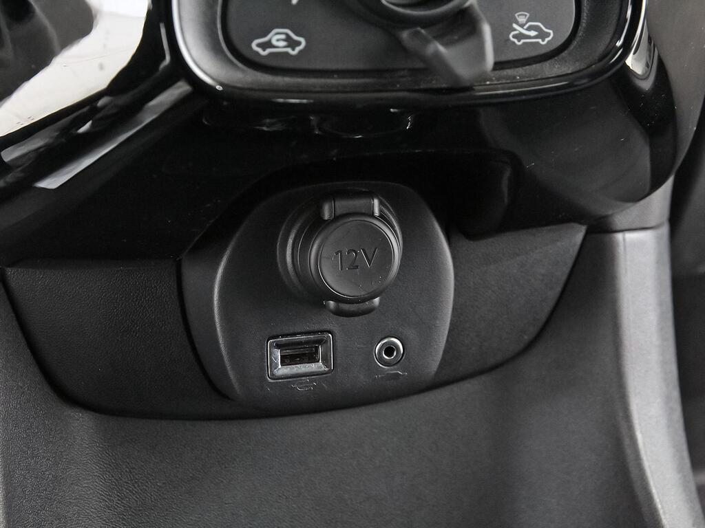 Peugeot 108 Active VTi 52kW (72CV) 26