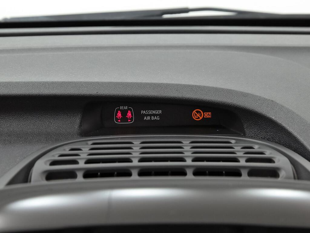 Peugeot 108 Active VTi 52kW (72CV) 27