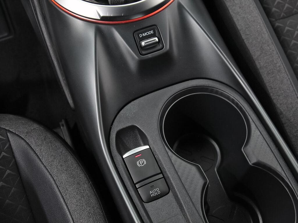 Nissan Juke DIG-T 84 kW (114 CV) DCT 7V N-Connecta 31