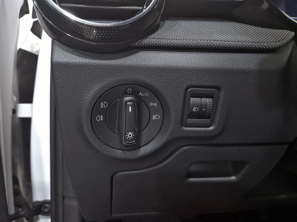 Skoda Fabia 1.0 MPI 59KW (80CV) Selection 10