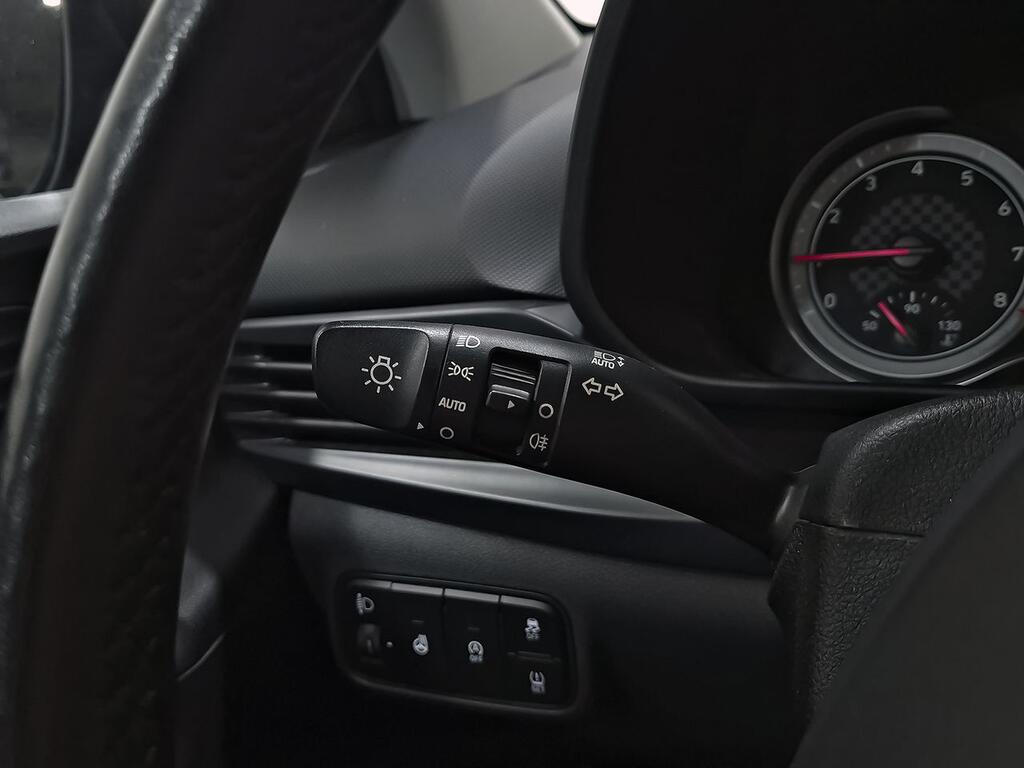 Hyundai i20 1.0 TGDI 74kW (100CV) SLX 14