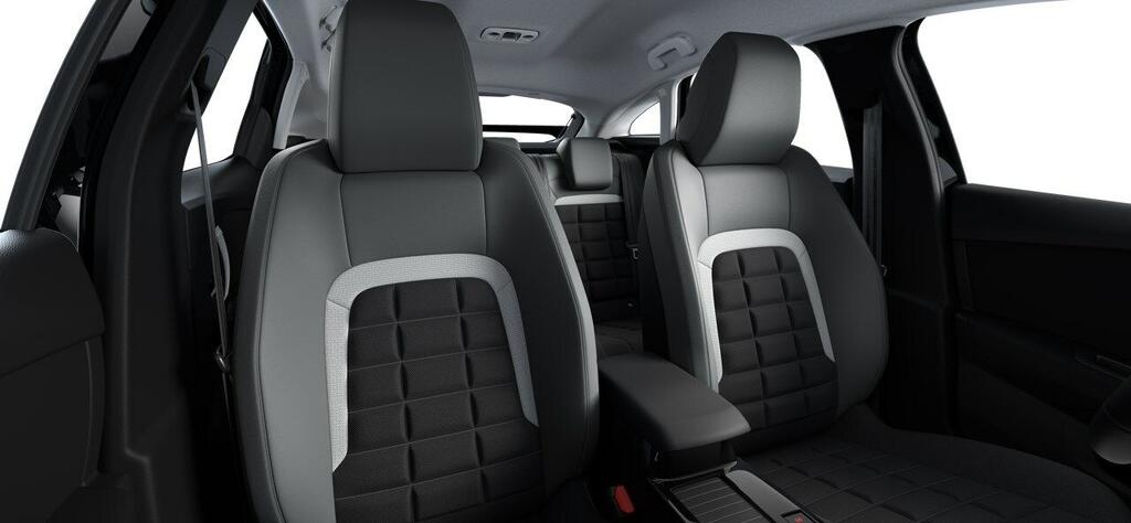 Citroën C4 Hybrid 145 ë-DCS6 Plus 8