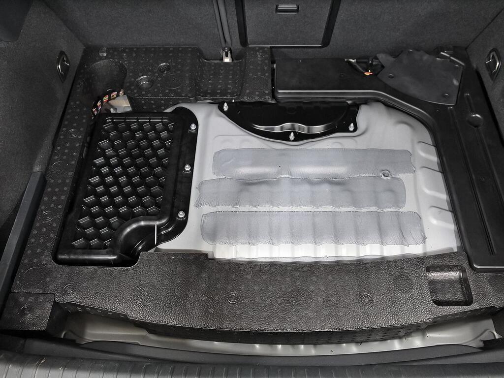 Cupra Formentor 1.5 TSI e-Hybrid 200kW (272 CV) VZ DSG 38