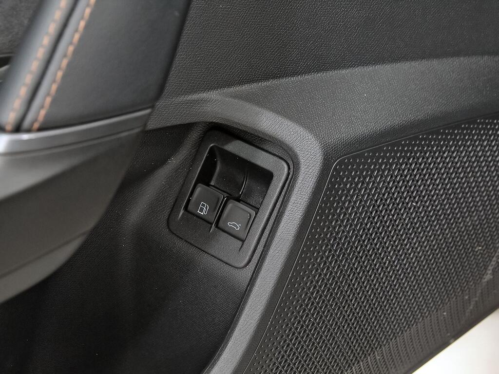 Cupra Formentor 1.5 TSI e-Hybrid 200kW (272 CV) VZ DSG 11