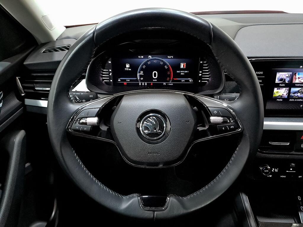 Skoda Kamiq 1.0 TSI 81kW (110CV) AMBITION 17