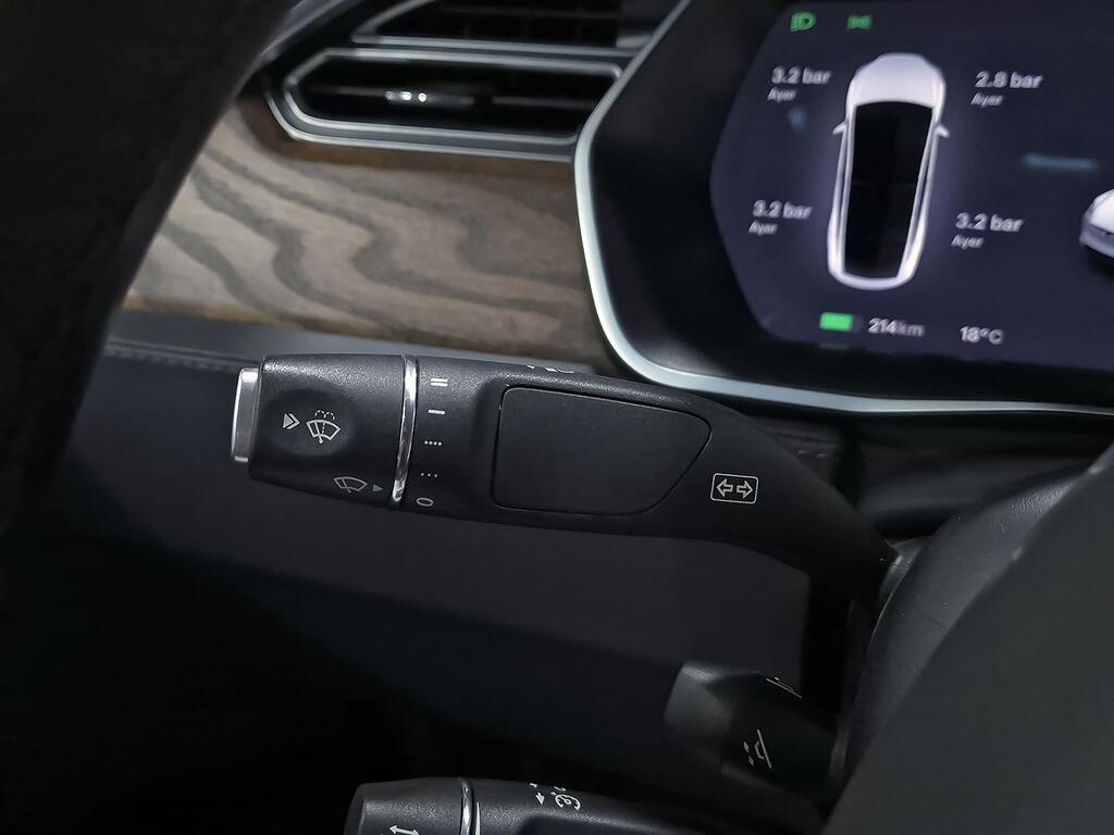 Tesla Model X 75D 4WD 16