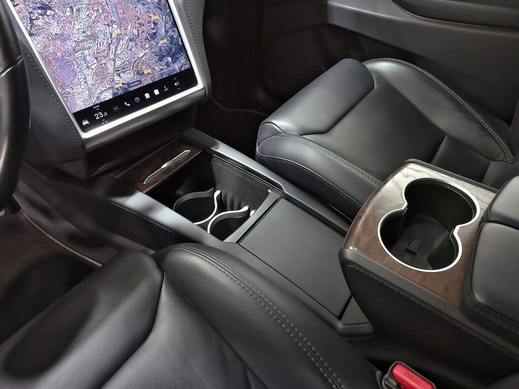 Tesla Model X 75D 4WD 32