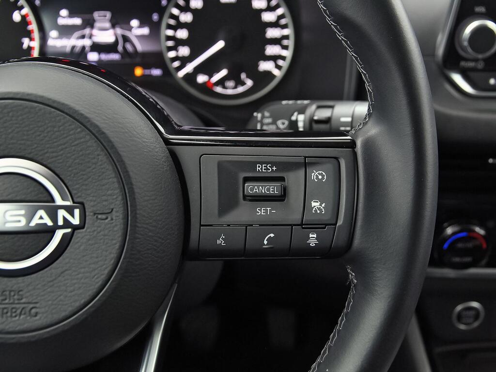 Nissan Qashqai DIG-T 103kW (140CV) mHEV 4x2 Acenta 17