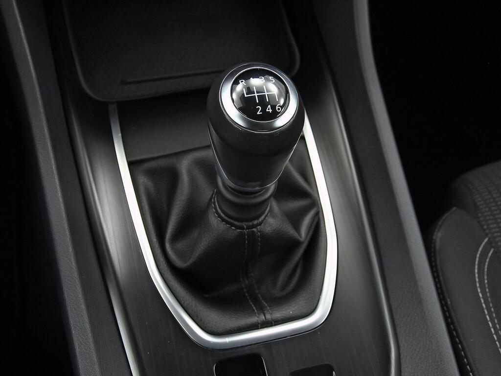 Nissan Qashqai DIG-T 103kW (140CV) mHEV 4x2 Acenta 26