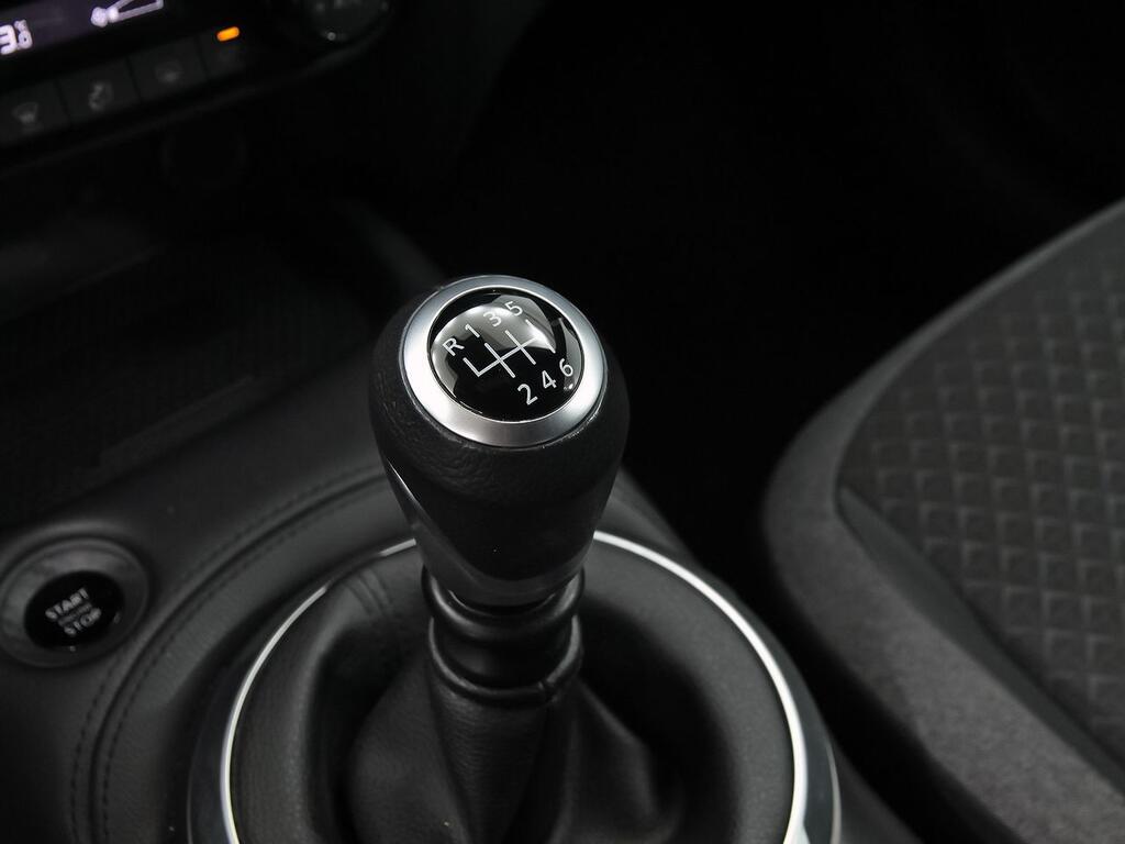 Nissan Juke DIG-T 84 kW (114 CV) 6M/T N-Connecta 28