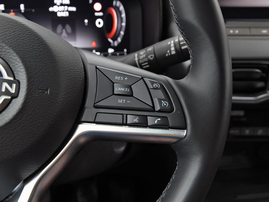 Nissan Juke DIG-T 84 kW (114 CV) 6M/T N-Connecta 17